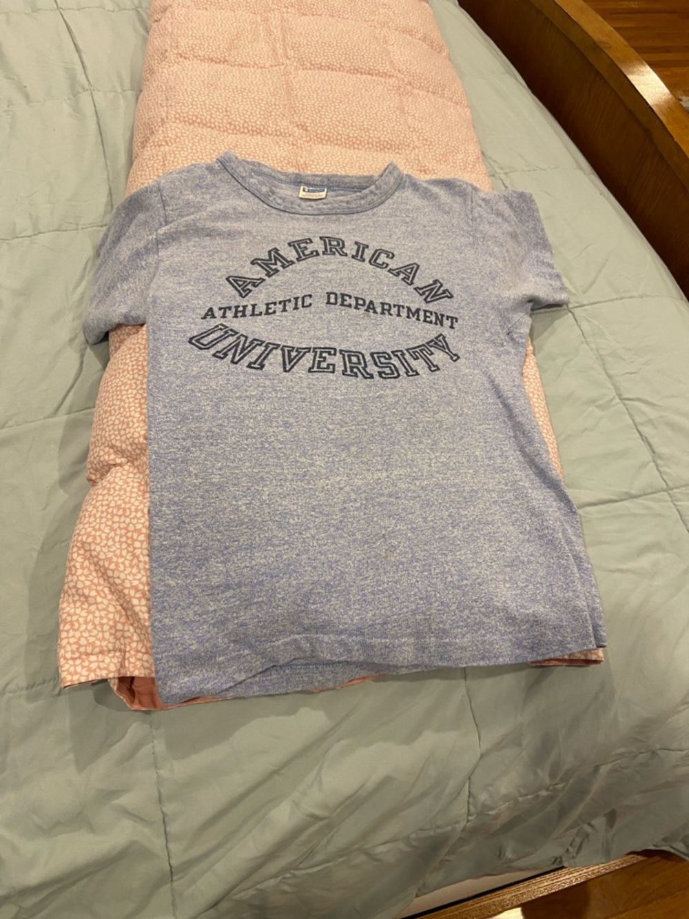 Champion S vintage (1876) Light Blue Heather 'American University' Graphic Tee